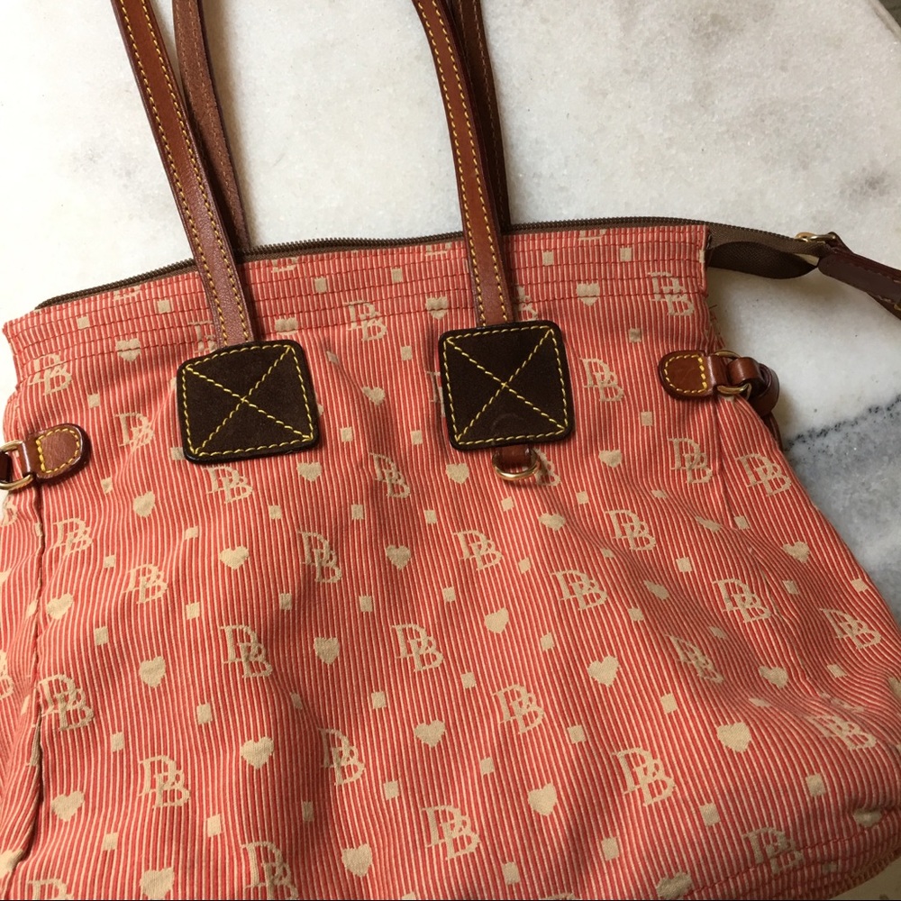 Vintage Dooney & Bourke Canvas Heart Bag - Picture 3 of 7